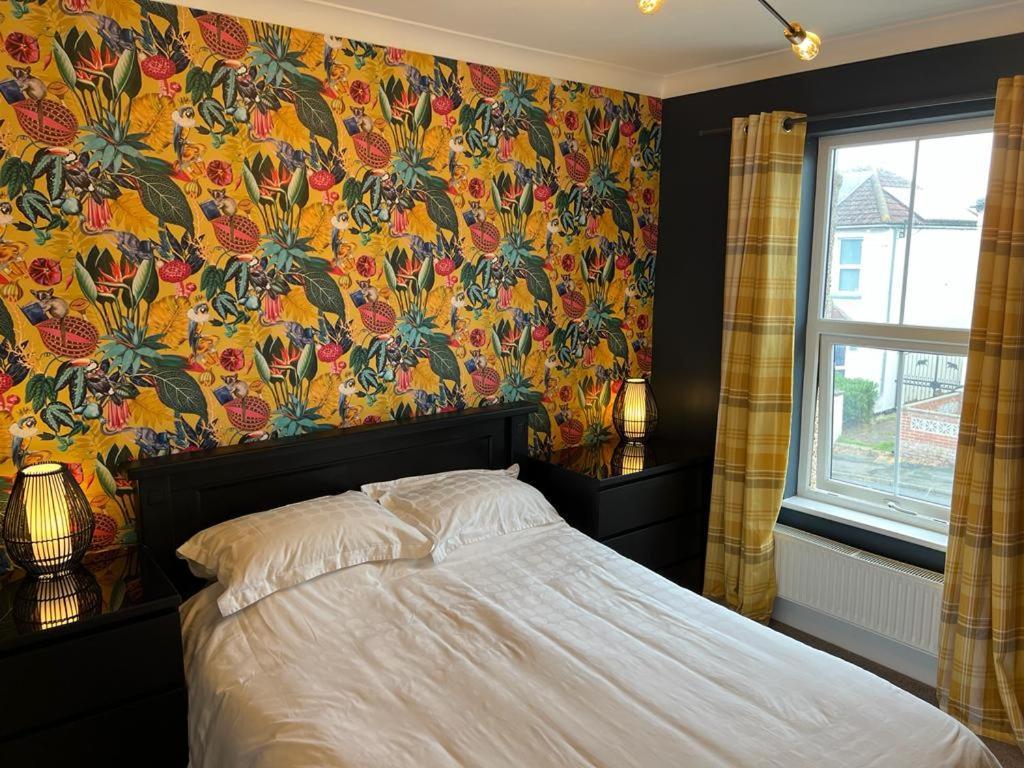 Gordon Villa - A Seaside Escape Harwich Exteriör bild
